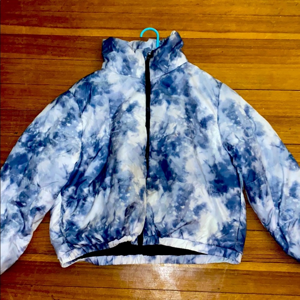 Tie-dye puffer jacket